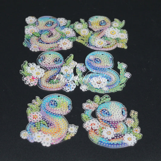 Diamond Painting Anhänger bunte putzige Schlangen