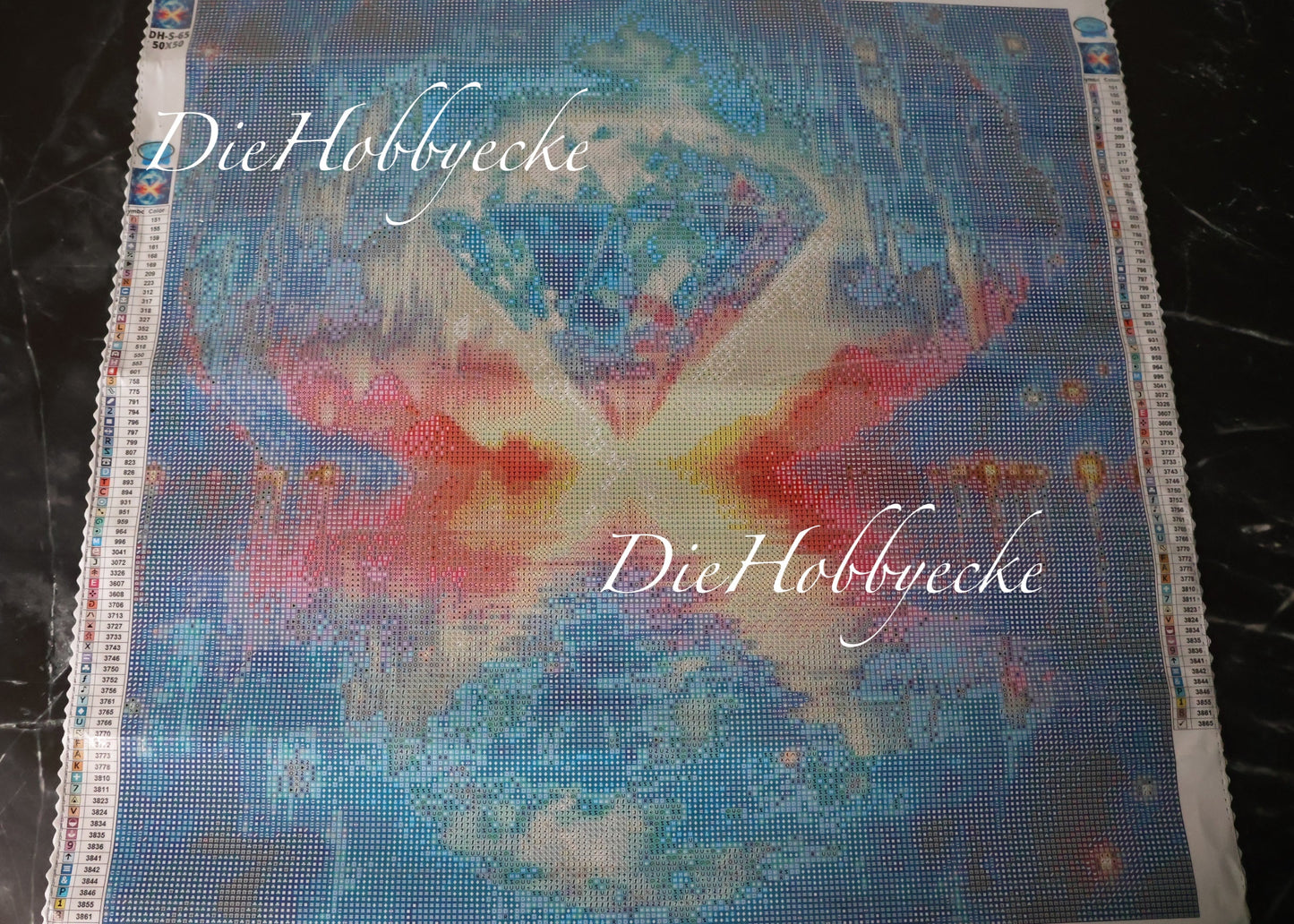 Diamond Painting Bild schwebender Diamant in Grotte