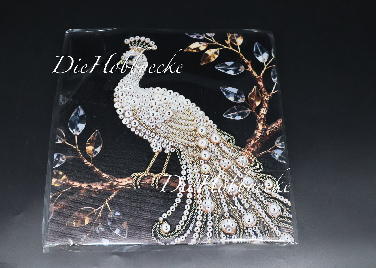 Diamond Painting Teilbild gold weißer Pfau