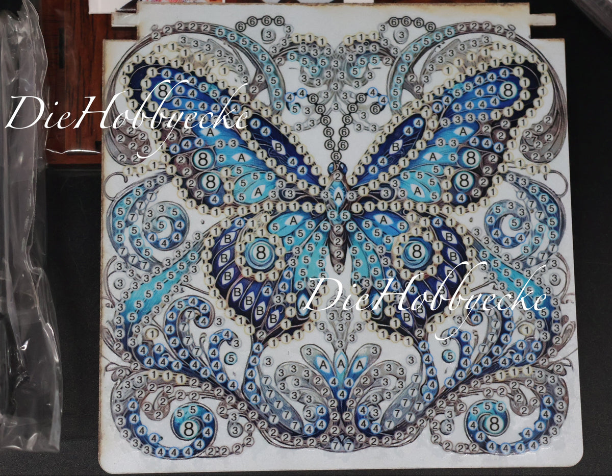 Diamond Painting Zettelbox aus Holz mit Schmetterling
