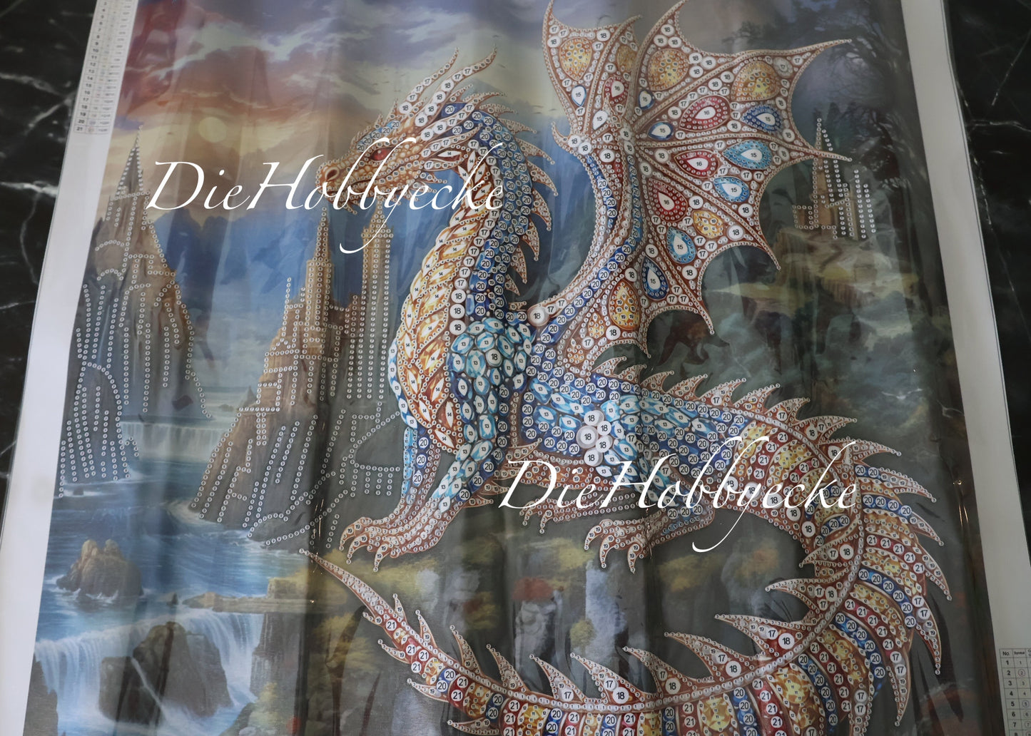 Diamond Painting Teilbild der Wächter-Drache