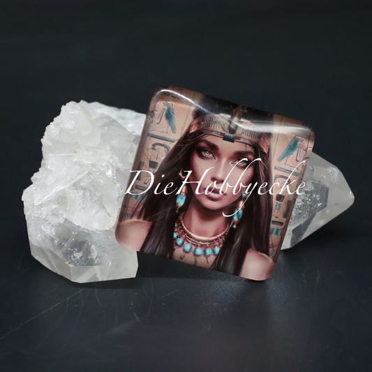 Diamond Painting Cover Minder Amunet, die ägyptische Schönheit