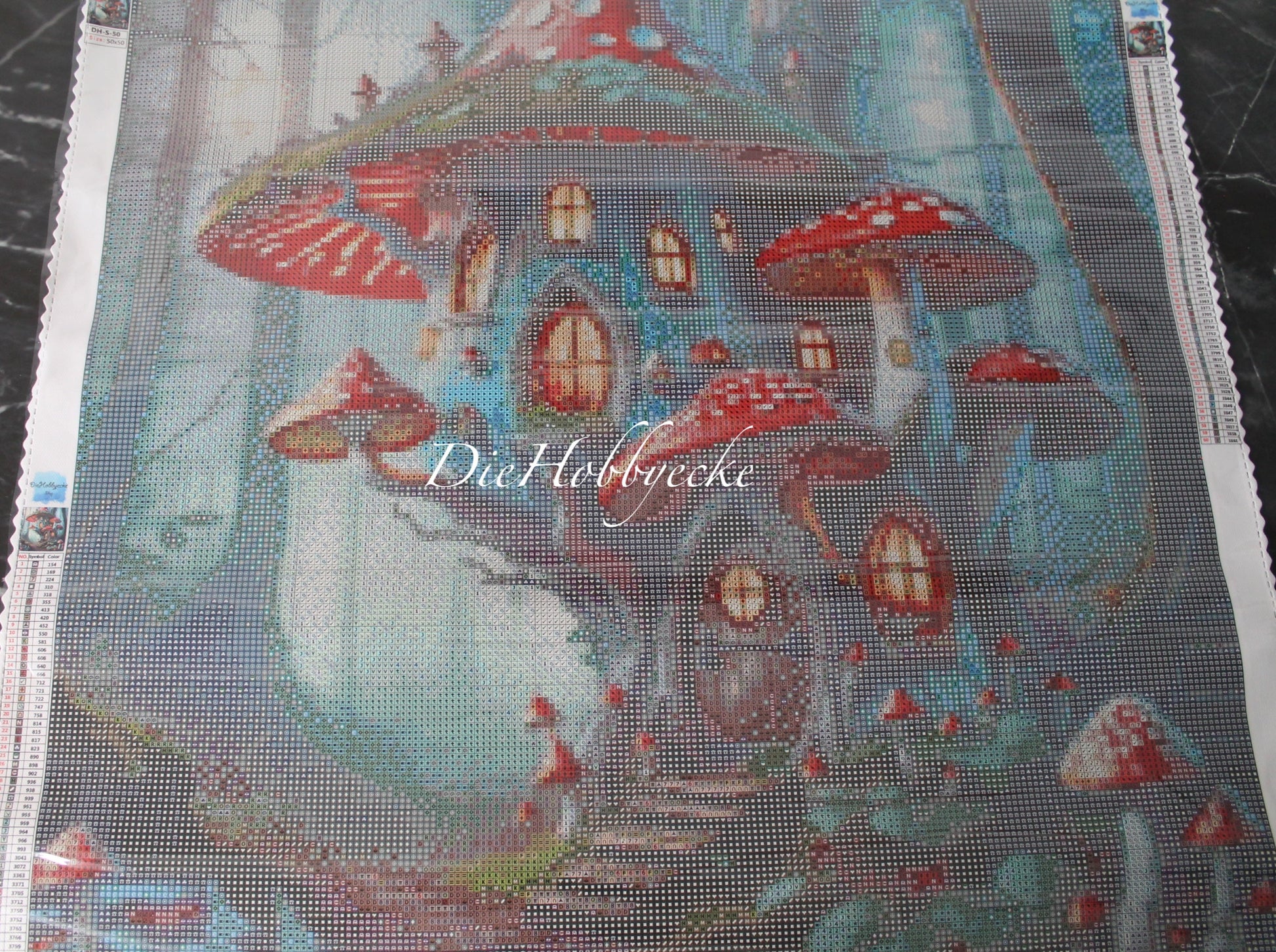 Diamond Painting Bild Wichtel-Pilzhaus im Wald