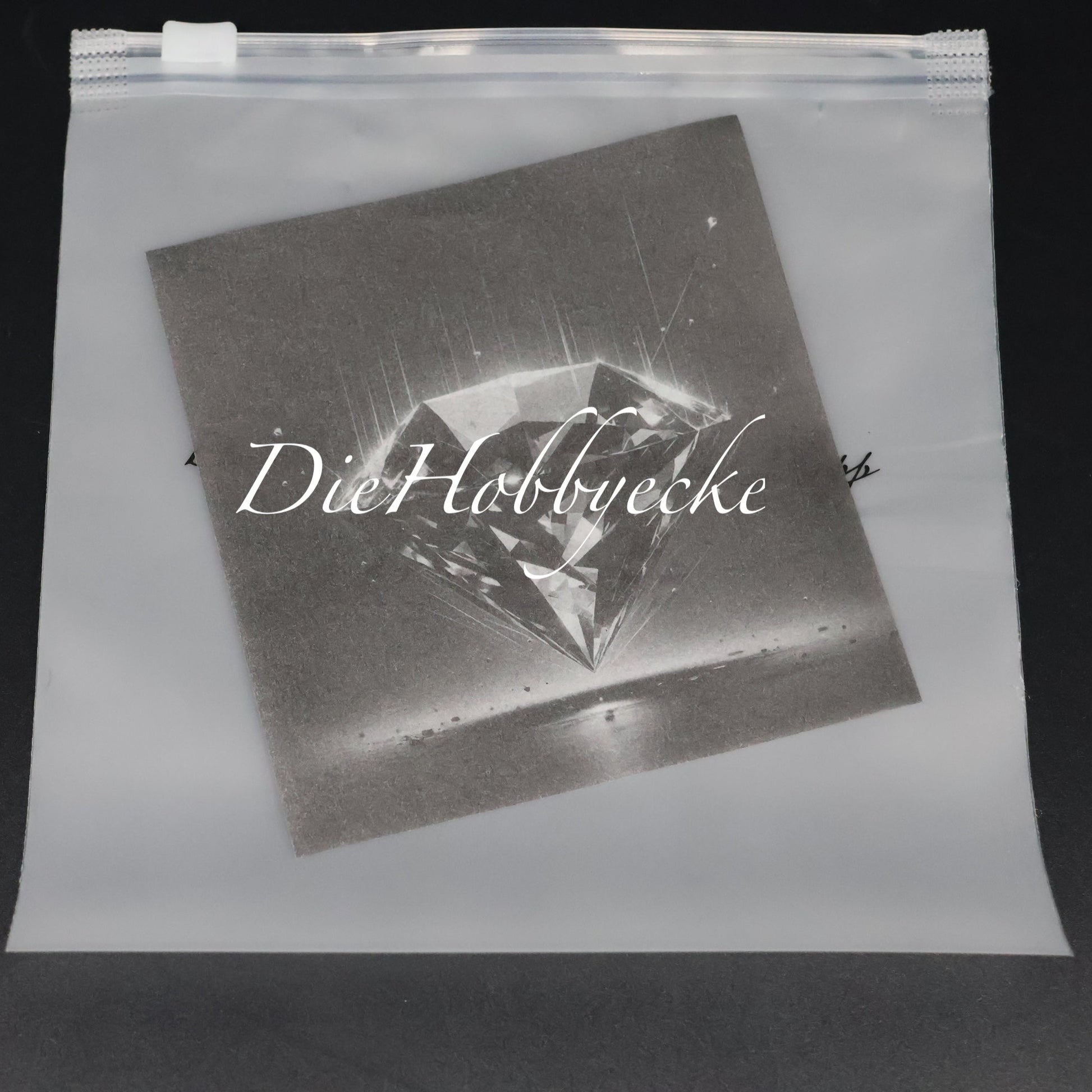 Diamond Painting Cover Paper Motiv schwebender Diamand