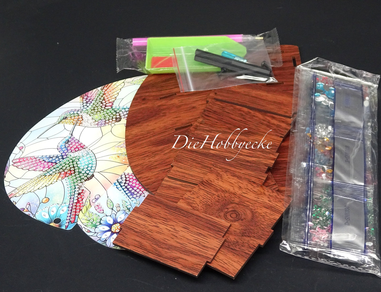 Diamond Painting Halter aus Holz für Stifte&Fernbedienung Motiv Kolibri