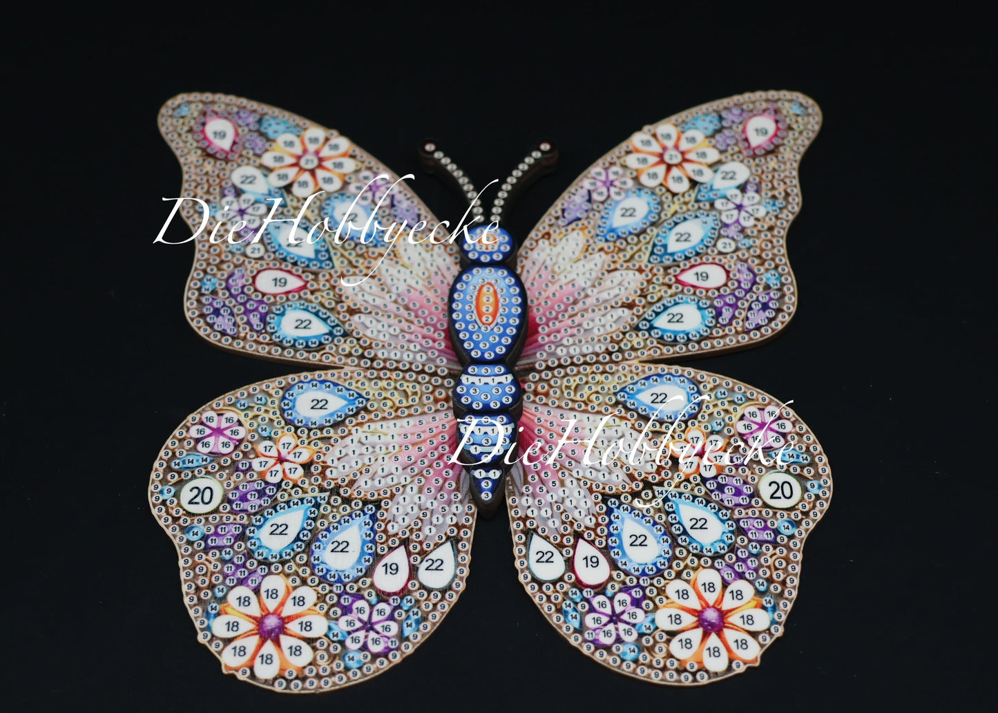 Diamond Painting 3 bunte Schmetterlinge auf Holz für Wand