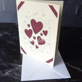 DieHobbyecke Geschenkkarte für Liebe rote Herzen